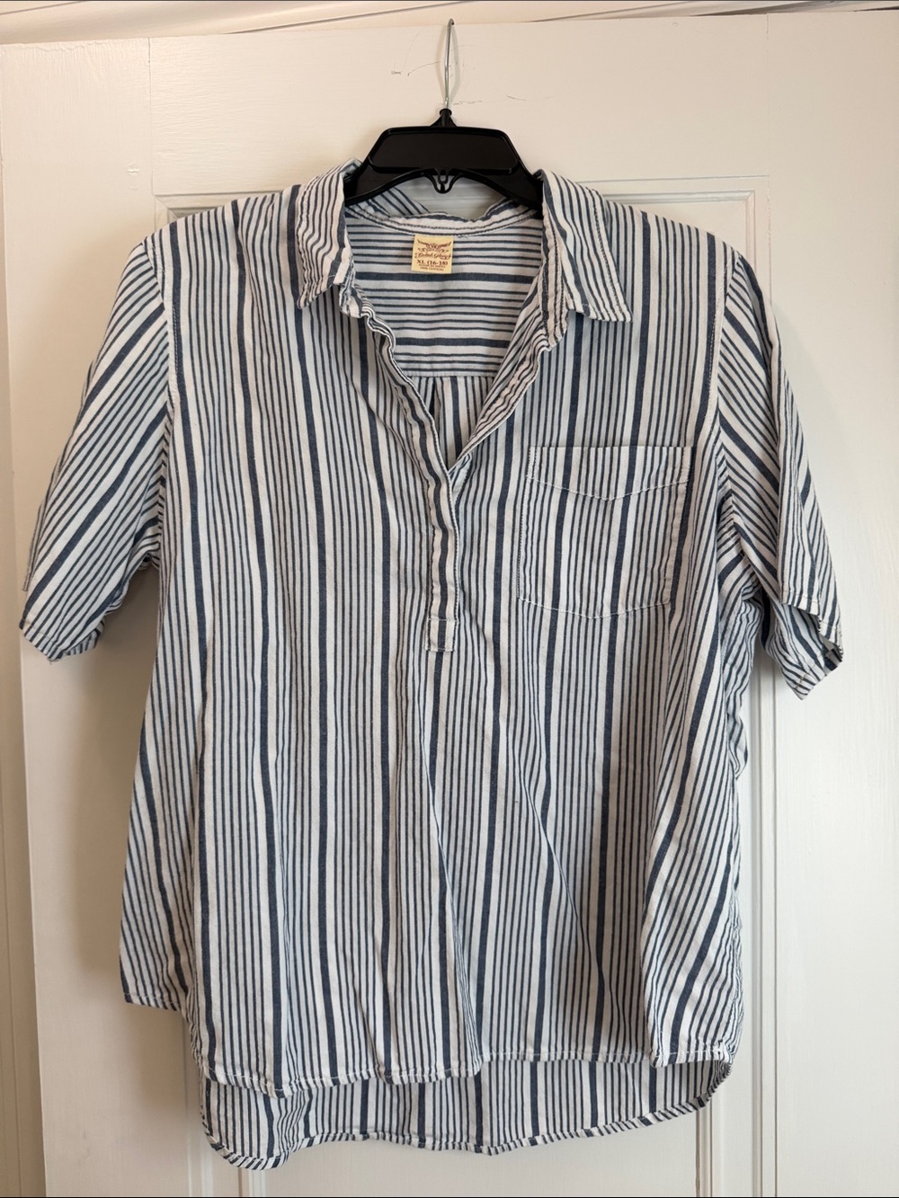 Faded Glory Navy and White Vertical Stripe Short-Sleeve Button-Down